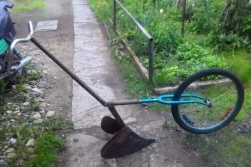 Ручной окучник для картошки. Самодельный ручной окучник из велосипеда