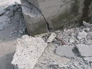 Причина разрушения